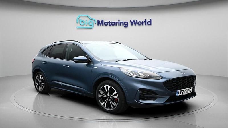 Used Ford Kuga ST-Line X 190 HP (139 kW) 2022 Blue SUV
