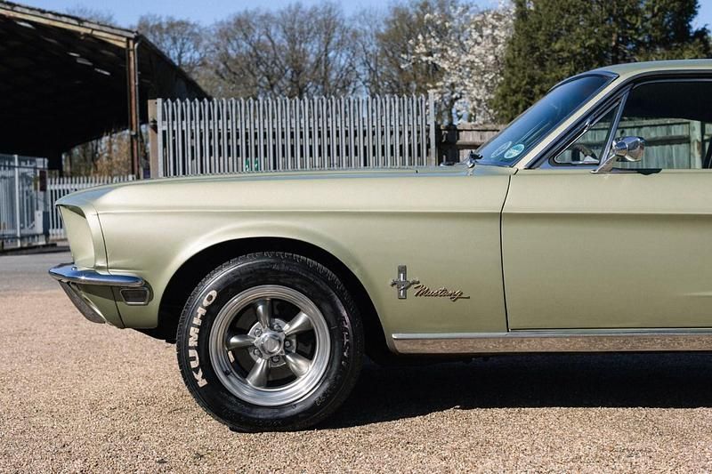 Used Ford Mustang 2013 Green Coupe