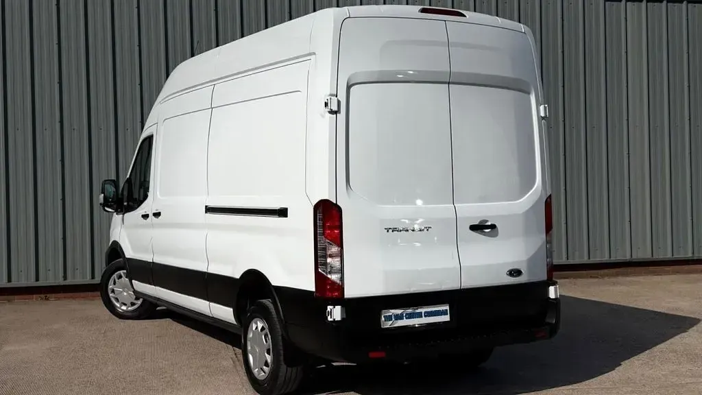 Used Ford Transit Trend 130 HP (95 kW) 2024 White Van