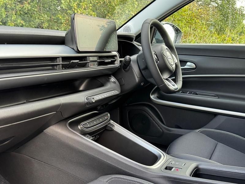 New Jeep Avenger EV Summit 114 kW (156 HP) 2025 Grey SUV