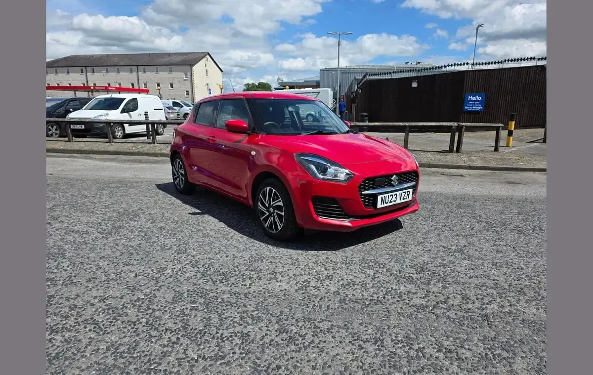 Used Suzuki Swift SZ-L 83 HP (61 kW) 2023 Red Hatchback
