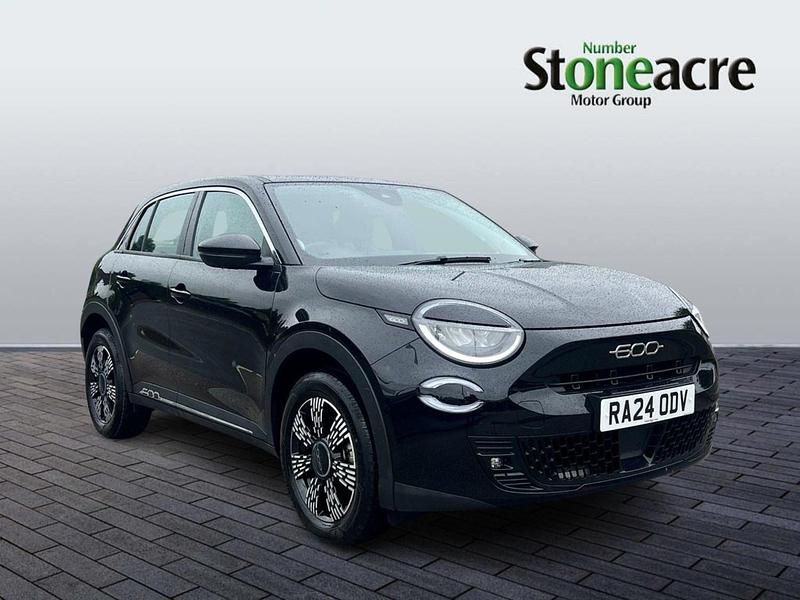 Black Used 2024 Fiat 600 Hatchback | £17,700 - Image 1/4