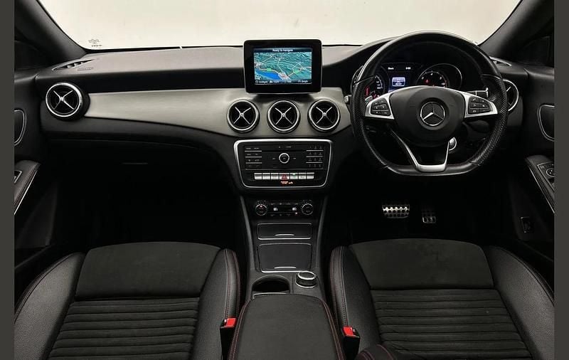 Used Mercedes CLA220 Shooting Brake AMG line 177 HP (130 kW) 2017 Blue Estate