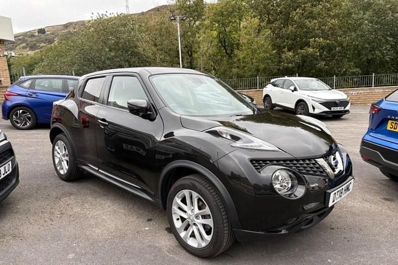 Black Used 2018 Nissan Juke SUV | £7,695 (Good price) - Image 1/1
