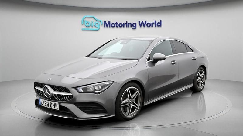 Begagnad Mercedes CLA200 AMG line 161 HK (118 kW) 2019 Grå Sportkupé