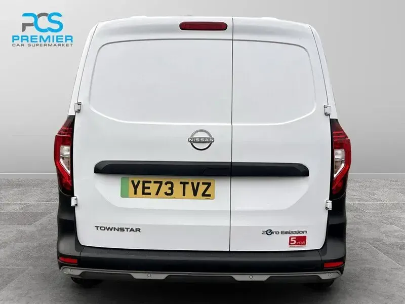 Used Nissan Townstar Acenta 89 kW (122 HP) 2023 White Van