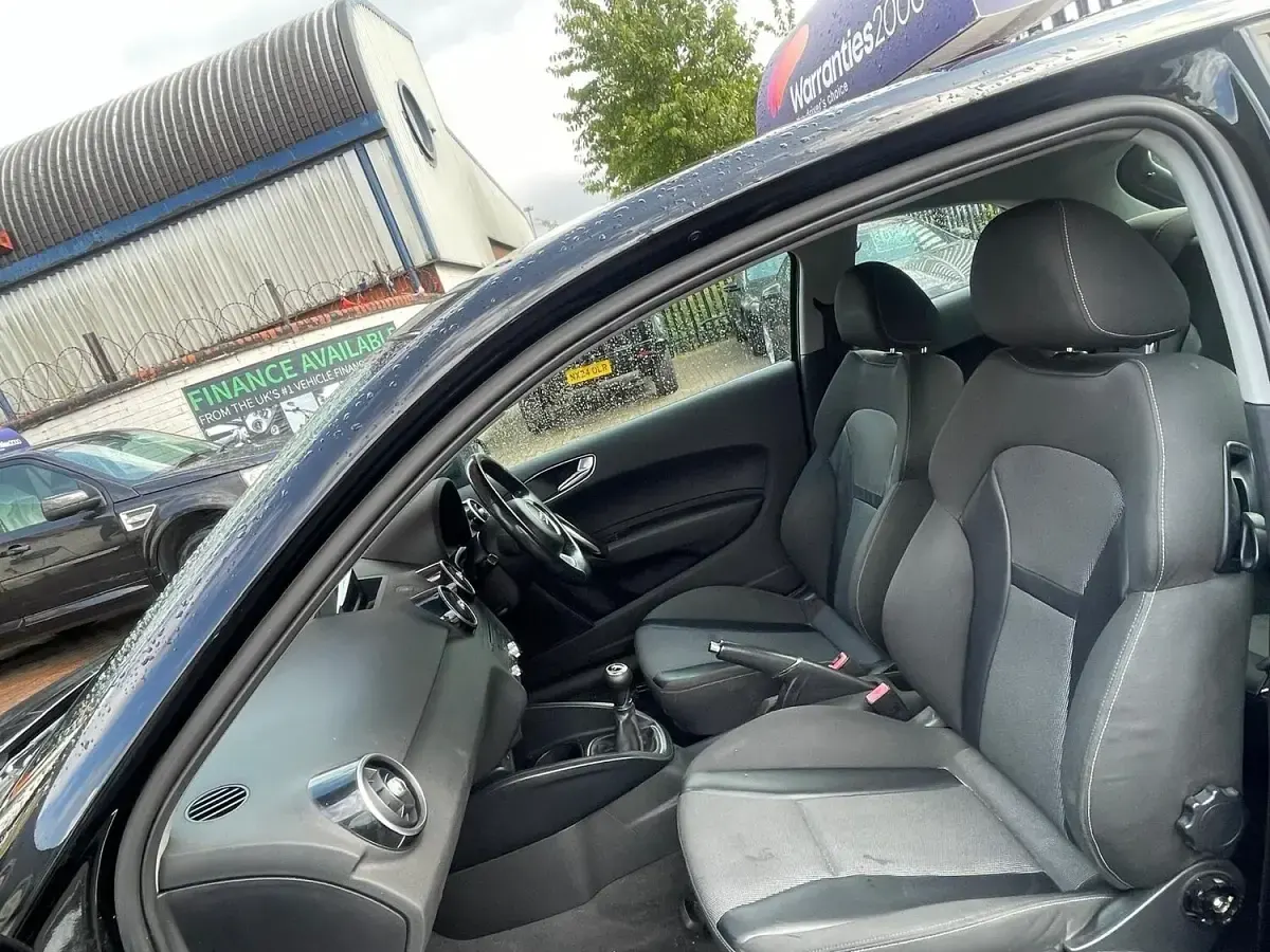 Used Audi A1 Sport 105 HP (77 kW) 2012 Black Hatchback