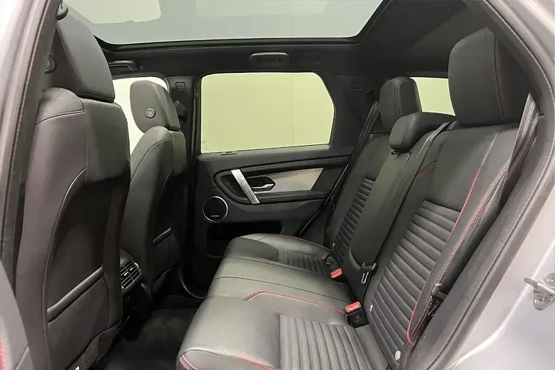 Used Land Rover Discovery Sport SE Dynamic 304 HP (223 kW) 2022 Silver SUV