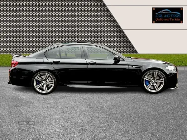 Used BMW M5 M Sport 2014 Black Sedan