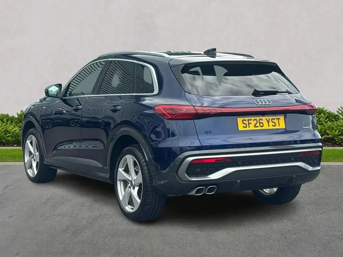 Used Audi Q5 S-Line 204 HP (150 kW) 2026 Blue SUV