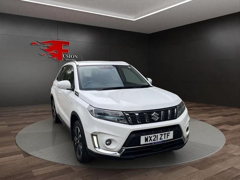 Used Suzuki Vitara SZ-T 129 HP (94 kW) 2021 White Hatchback