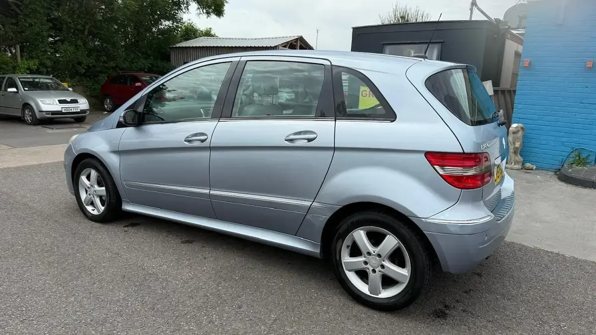 Used Mercedes B180 SE 2008 Blue MPV