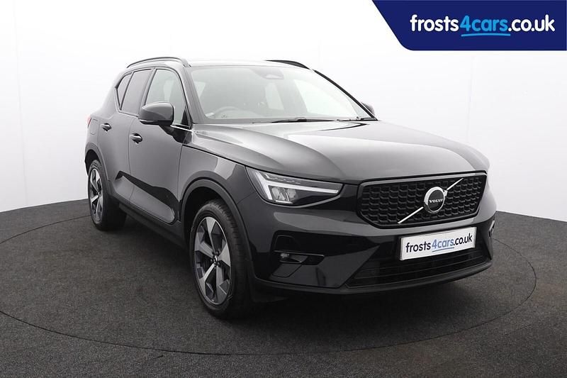 Black Used 2024 Volvo XC40 Plus SUV | £31,995 (A bit pricey) - Image 1/4