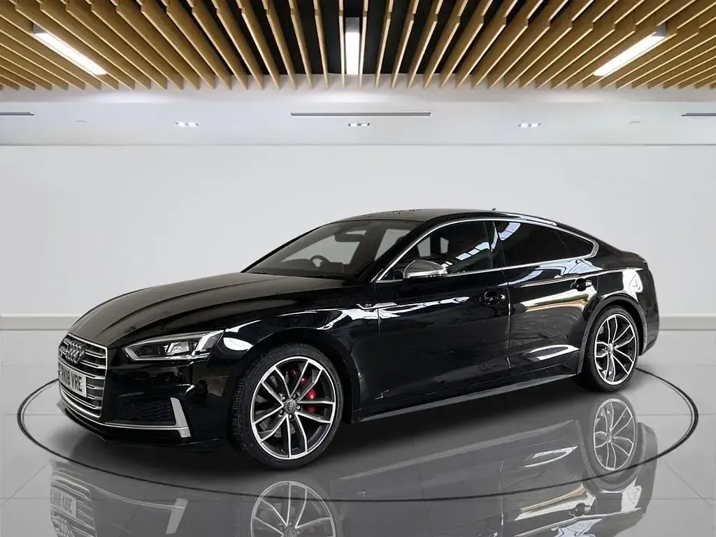 Used Audi A5 Advanced 2018 Black Coupe