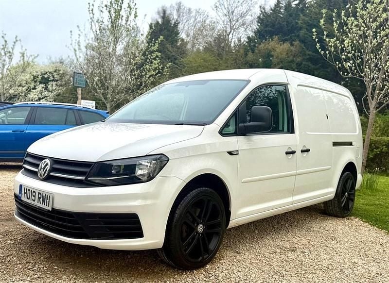 Used VW Caddy Maxi Startline 102 HP (75 kW) 2019 White MPV