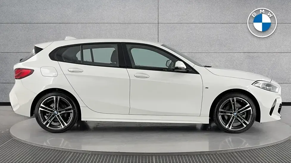 Used BMW 118 M Sport 134 HP (98 kW) 2024 White