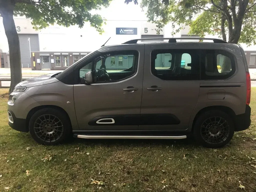Used Citroën e-Berlingo Feel 100 HP (73 kW) 2020 Grey MPV