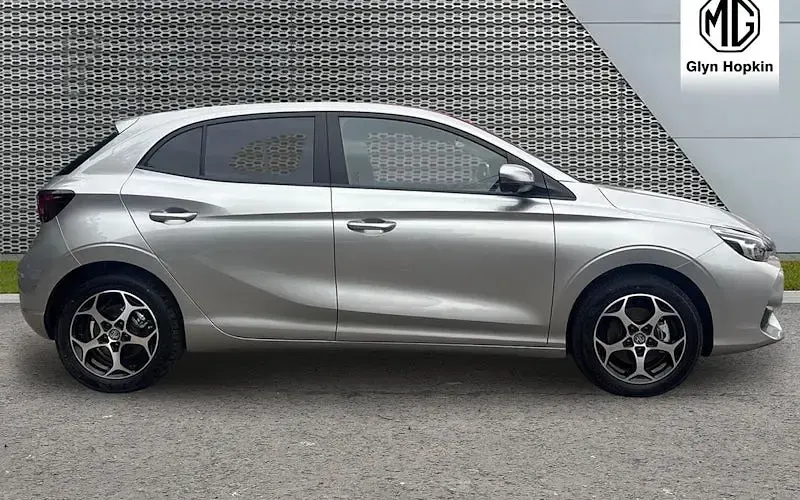 Used MG MG3 Trophy 194 HP (142 kW) 2025 Silver Hatchback
