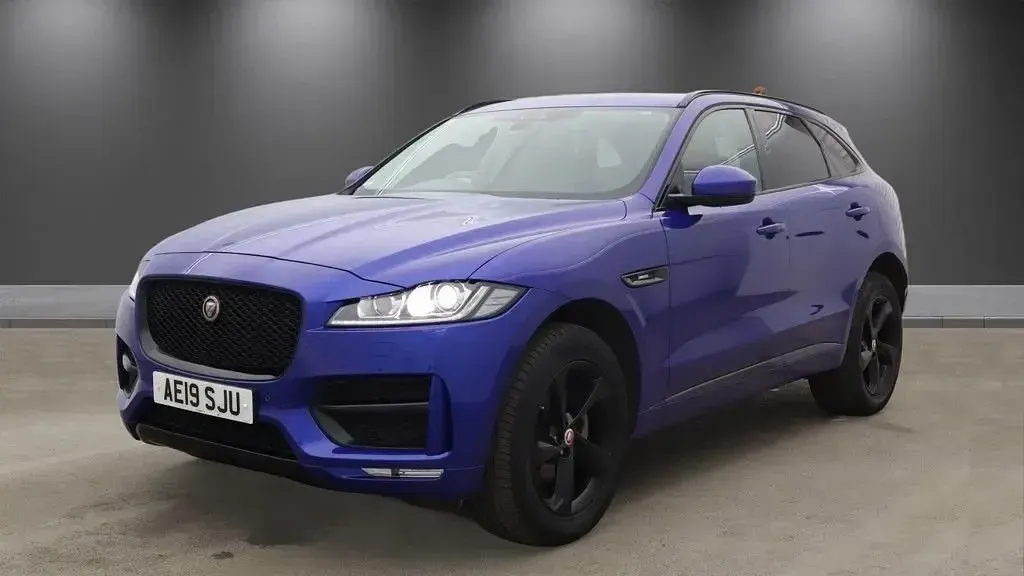 Second-hand Jaguar F-Pace R-Sport 180 CP (132 kW) 2019 Albastru SUV