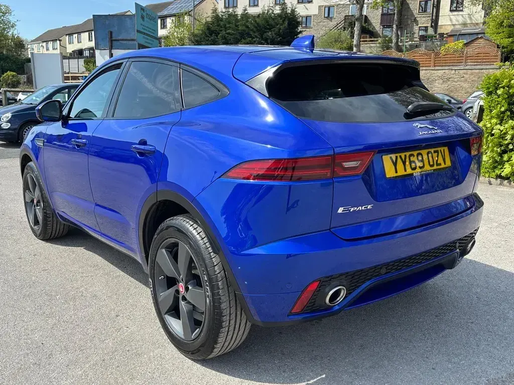 Used Jaguar E-Pace R-Dynamic 150 HP (110 kW) 2020 Blue SUV