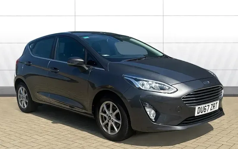 Used Ford Fiesta Zetec 86 HP (63 kW) 2018 Hatchback