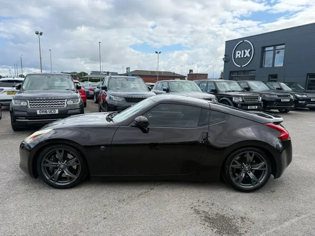 Used Nissan 370Z GT 328 HP (241 kW) 2011 Black Coupe