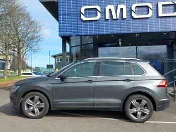 Usado VW Tiguan Match 150 CV (110 kW) 2019 Gris SUV