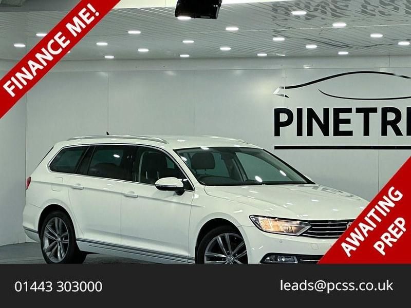 Used VW Passat GT 190 HP (139 kW) 2016 White Estate