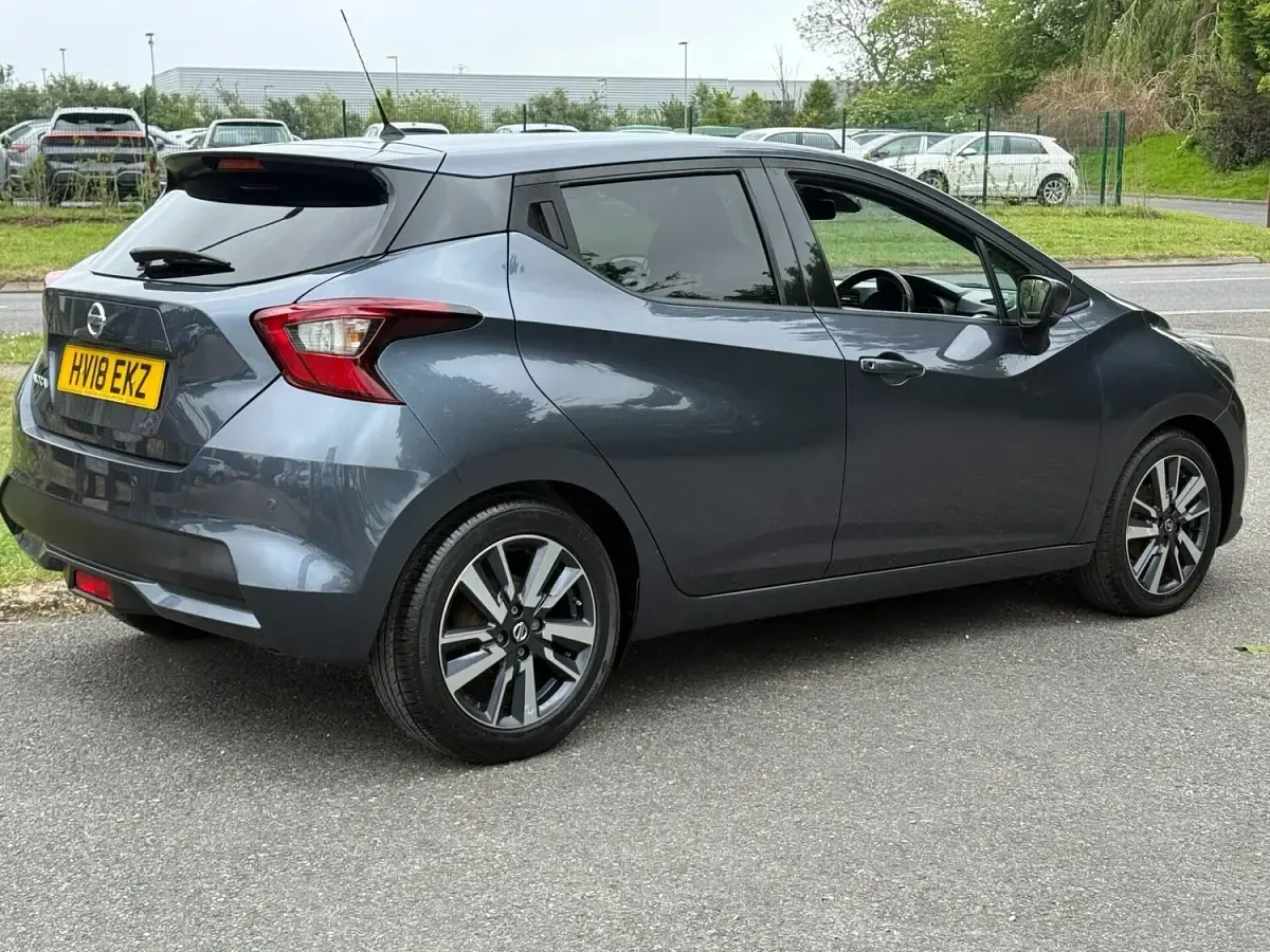 Used Nissan Micra N-Connecta 90 HP (66 kW) 2018 Grey Hatchback