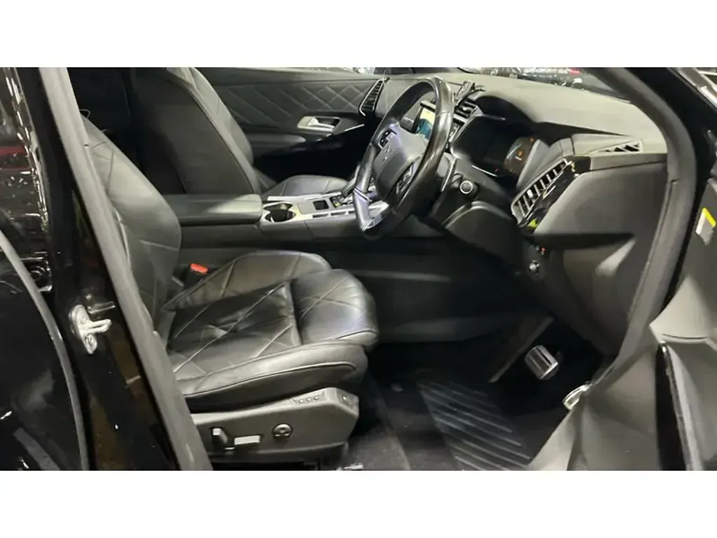 Used DS Automobiles DS7 Crossback Rivoli 225 HP (165 kW) 2022 Perla nera black SUV