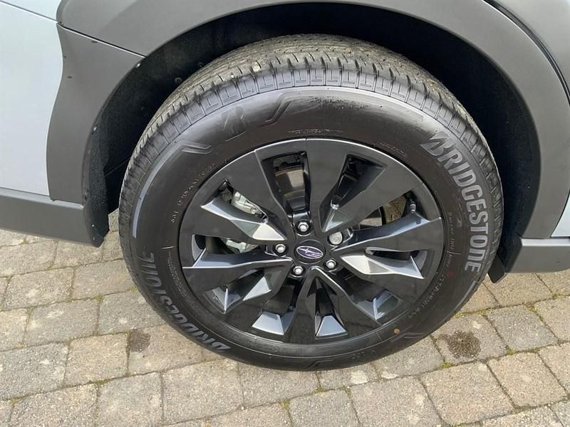 Used Subaru Outback 180 HP (132 kW) 2025 Silver Estate