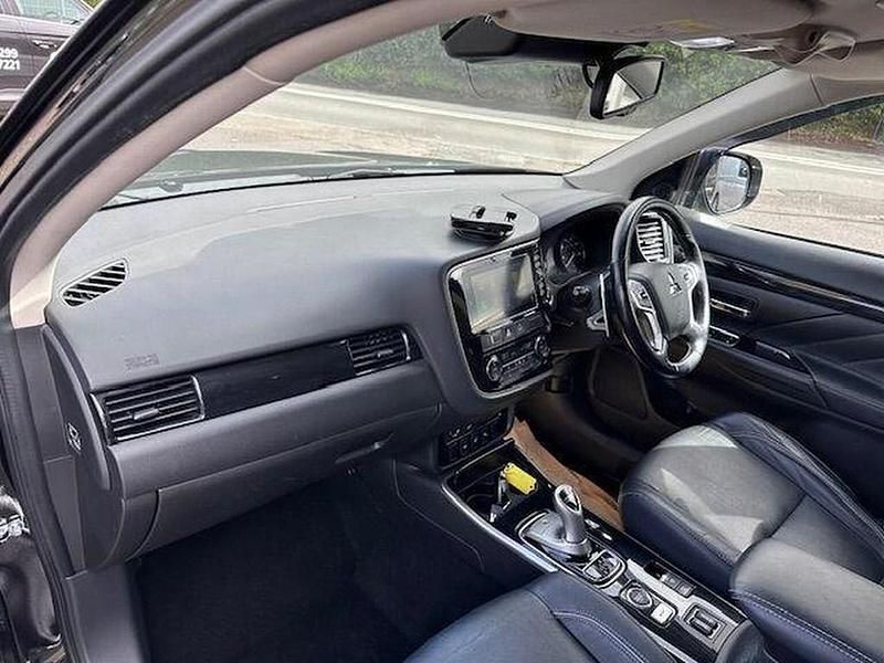 Used Mitsubishi Outlander P-HEV 2018 Black SUV