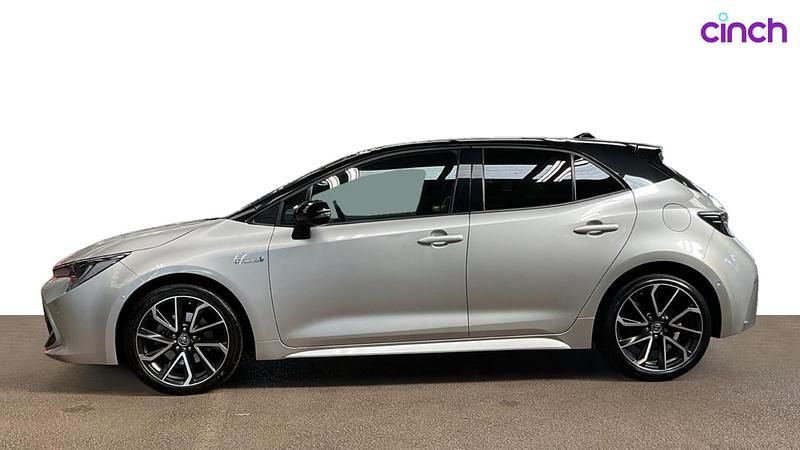 Silver Used 2020 Toyota Corolla Hatchback | £17,999 (Good price) - Image 1/3