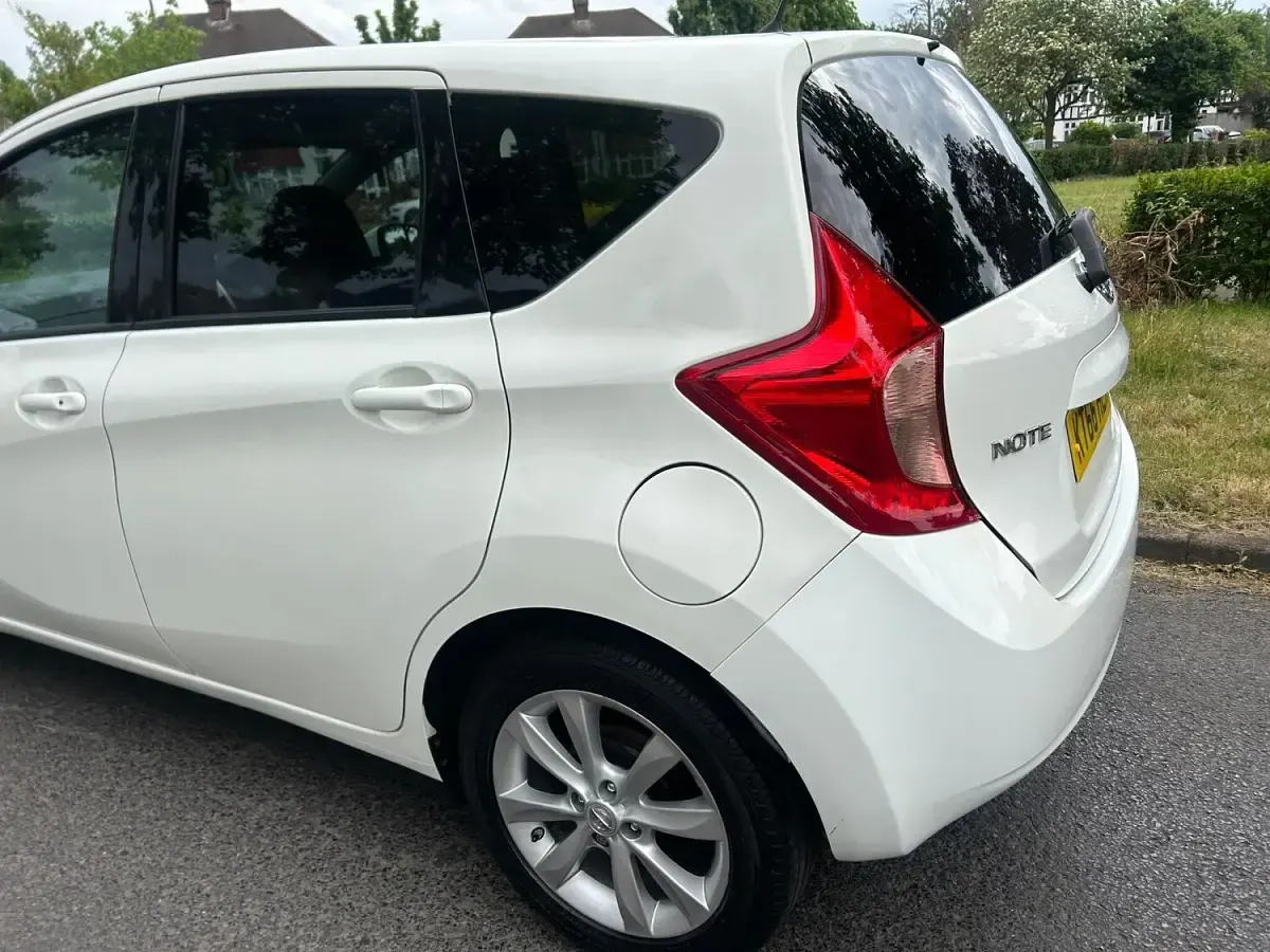 Used Nissan Note S 98 HP (72 kW) 2016 White Hatchback