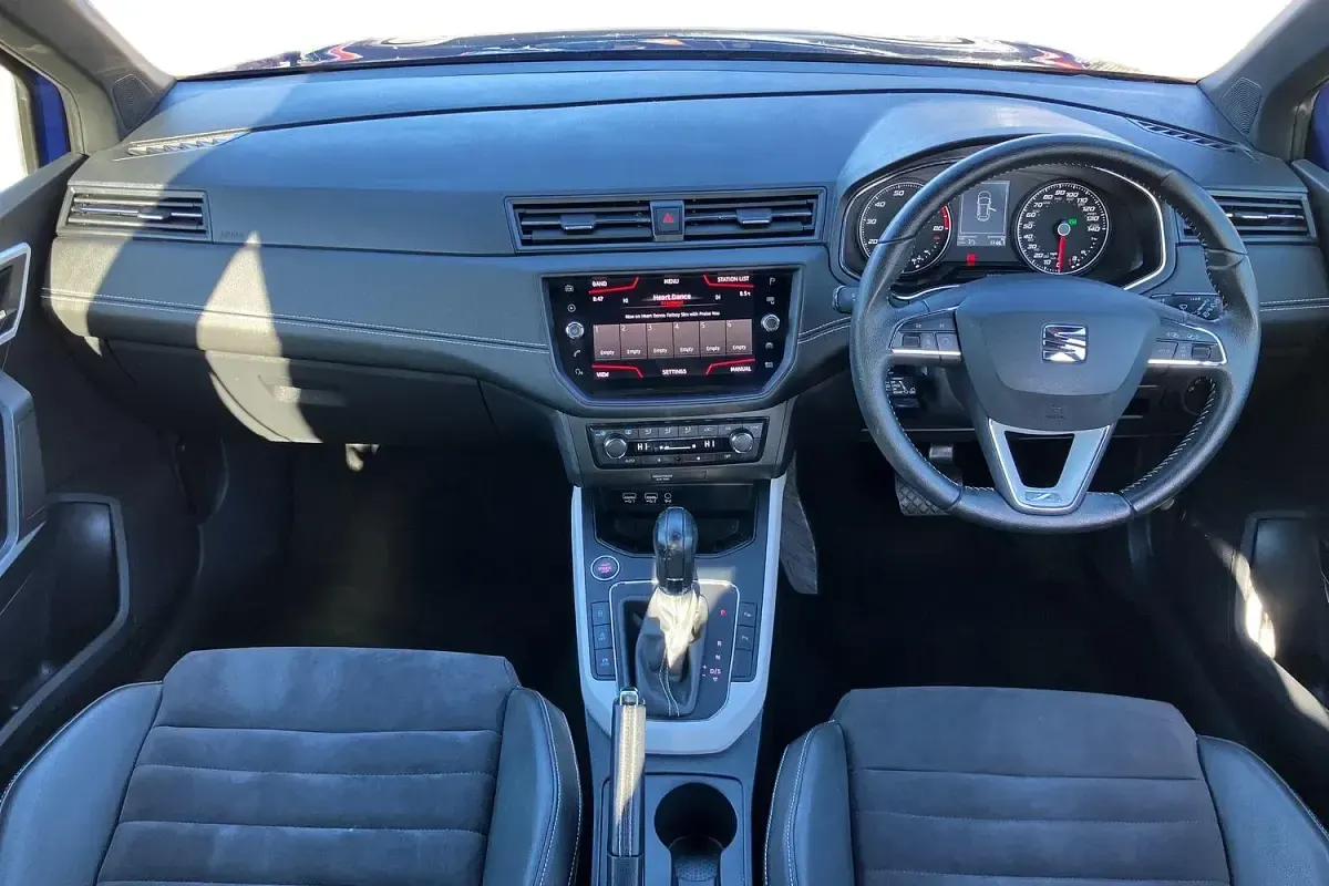 Used Seat Arona XCELLENCE Lux 116 HP (85 kW) 2018 Blue SUV