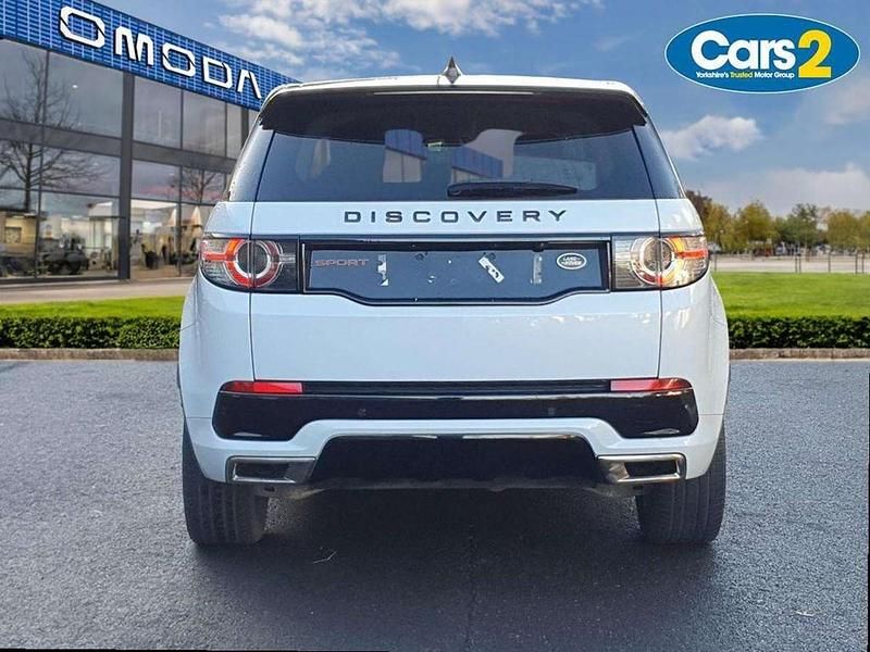 Used Land Rover Discovery Sport HSE Dynamic 177 HP (130 kW) 2017 White SUV