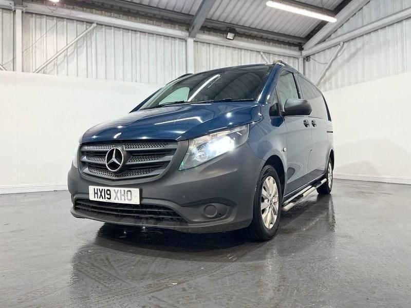 Used Mercedes Vito 114 HP (83 kW) 2019 Blue Van