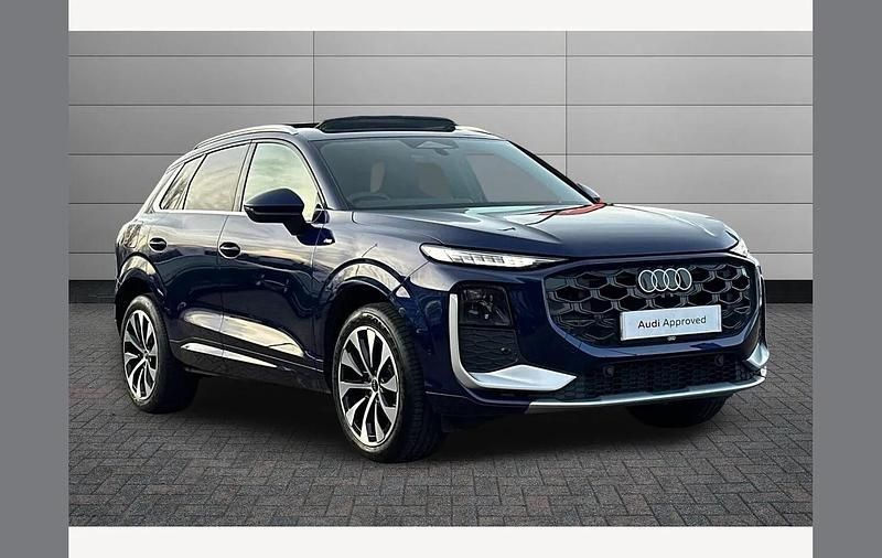 Used Audi Q3 S-Line 150 HP (110 kW) 2025 Navarra blue SUV