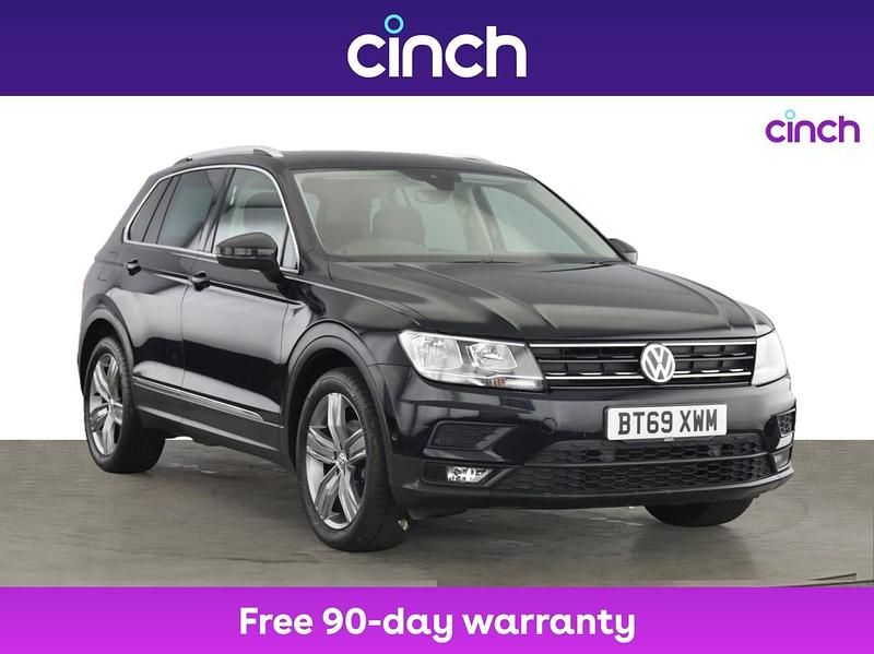 Black Used 2019 VW Tiguan Match SUV | £15,879 (Good price) - Image 1/3