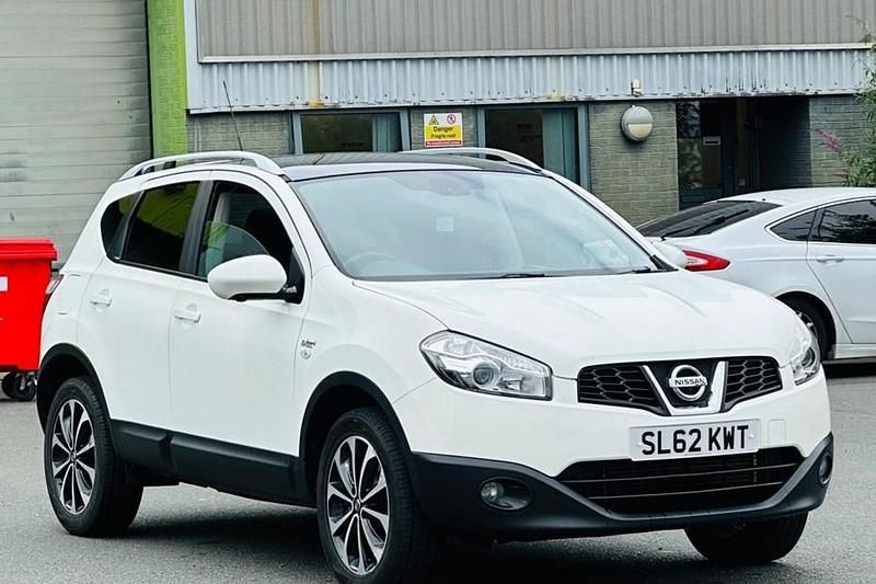White Used 2012 Nissan Qashqai N-TEC SUV | £2,499 (Good price) - Image 1/1