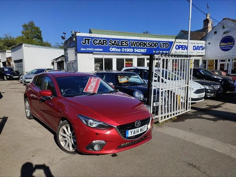 Begagnad Mazda 3 Inclusive 2014 Röd Halvkombi