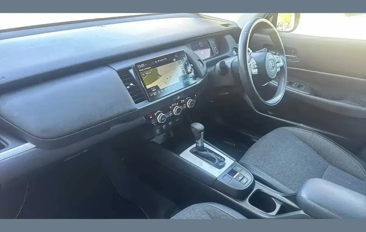 Second-hand Honda Jazz Hybrid 109 CP (80 kW) 2021 Roșu Hatchback
