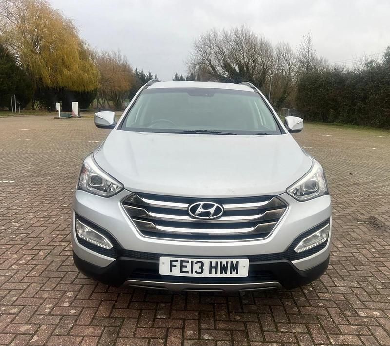 Used Hyundai Santa Fe Premium 194 HP (142 kW) 2013 Silver SUV
