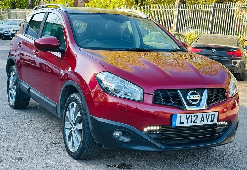 Used Nissan Qashqai Tekna 130 HP (95 kW) 2012 Red SUV