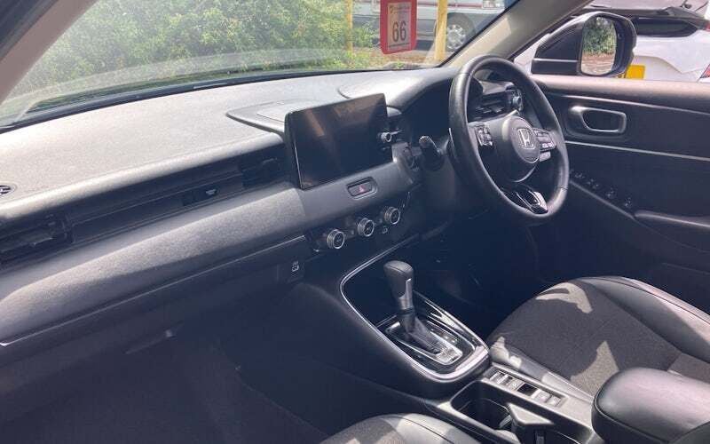 Image 2/4