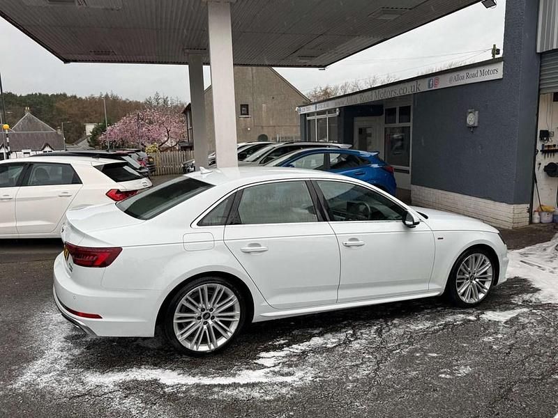 Used Audi A4 S-Line 190 HP (139 kW) 2019 White Sedan