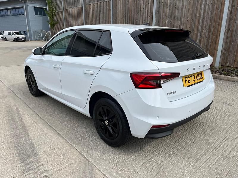 Used Skoda Fabia Comfort 2023 White Hatchback