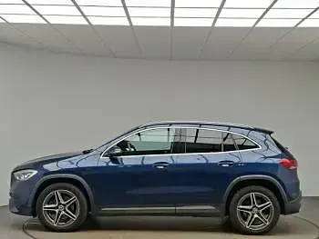 Used Mercedes GLA250 Exclusive 218 HP (160 kW) 2021 Blue SUV