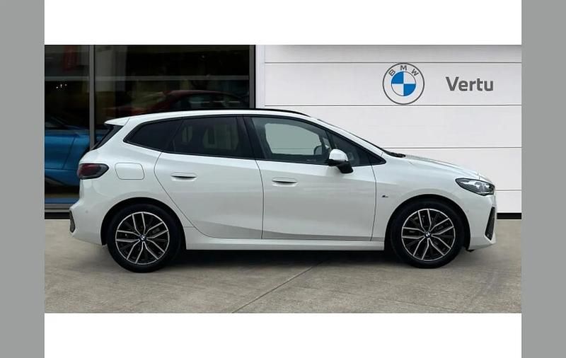 Used BMW 220 M Sport 154 HP (113 kW) 2023 White Estate