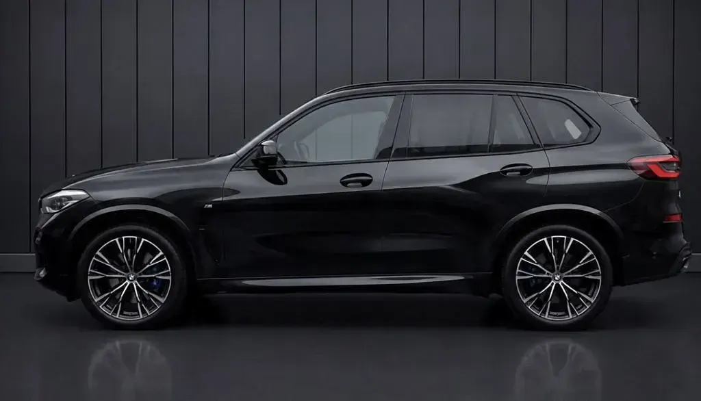 Used BMW X5 M Sport 265 HP (194 kW) 2019 Black SUV